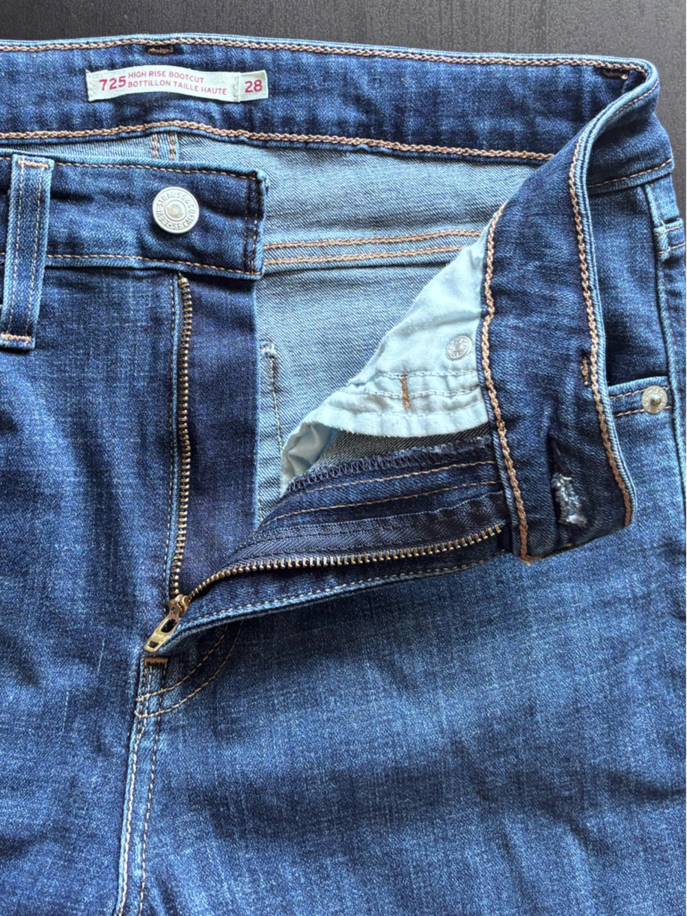 Levi’s 725 High Rise Boot Cut Jean - Picture 8 of 14